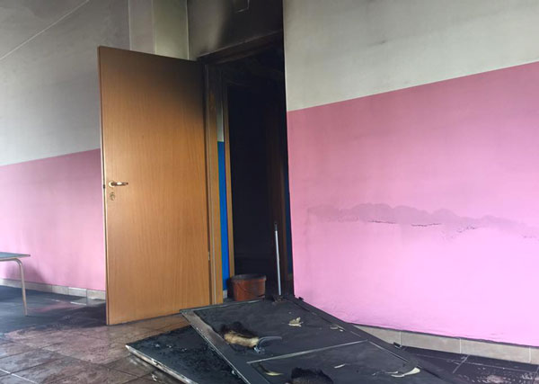 In fiamme asilo di Santa Venere a Reggio Calabria