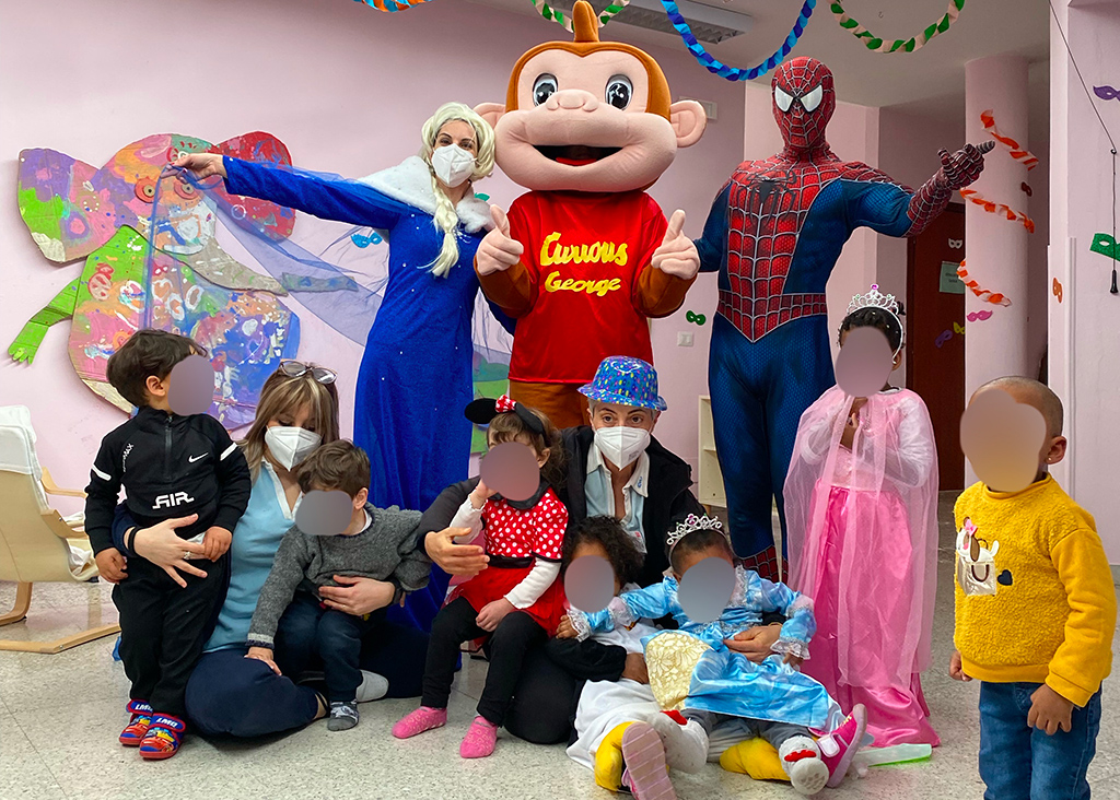 Lamezia, festeggiato il Carnevale negli asili nidi comunali tra coriandoli e divertimento