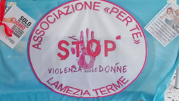 Al via la terza edizione del “Gran galà della notte rosa”: evento contro il femminicidio il 28 luglio a Falerna
