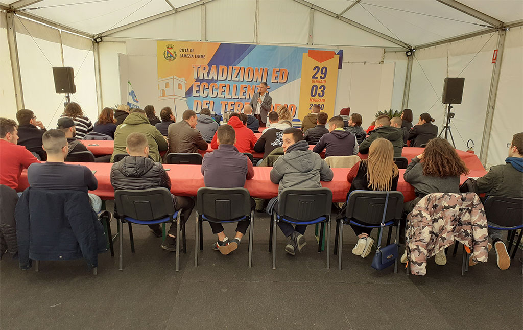 Lamezia, corso assaggiatori olio alla manifestazione "Tradizioni ed Eccellenze del Territorio"