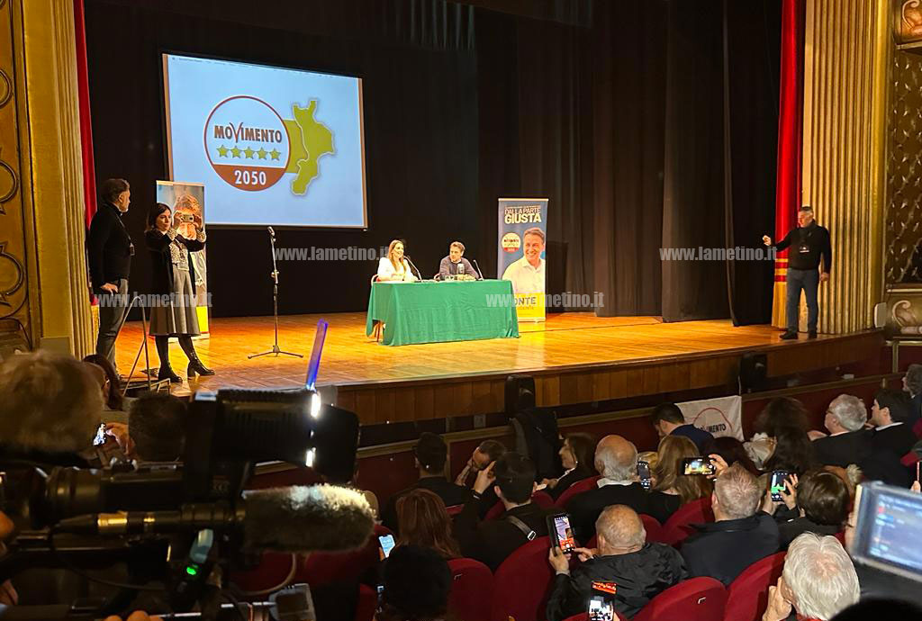 assemblea-m5s-lamezia-conte9035_44f0b.jpg