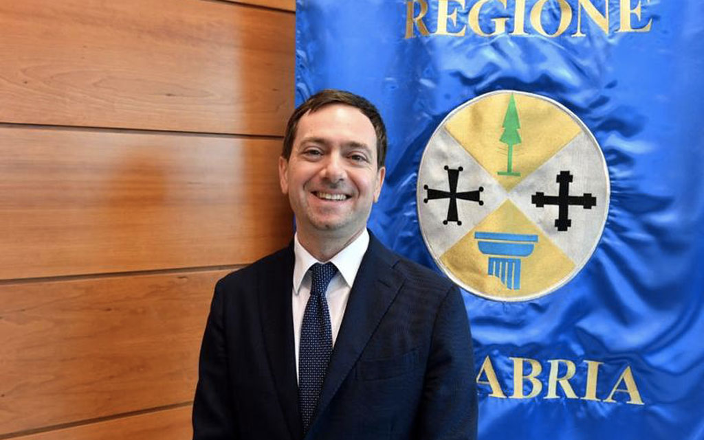 Pubblicato Avviso energia rinnovabile microimprese, Varì: "Misura per contrastare anche aumento costi energetici"