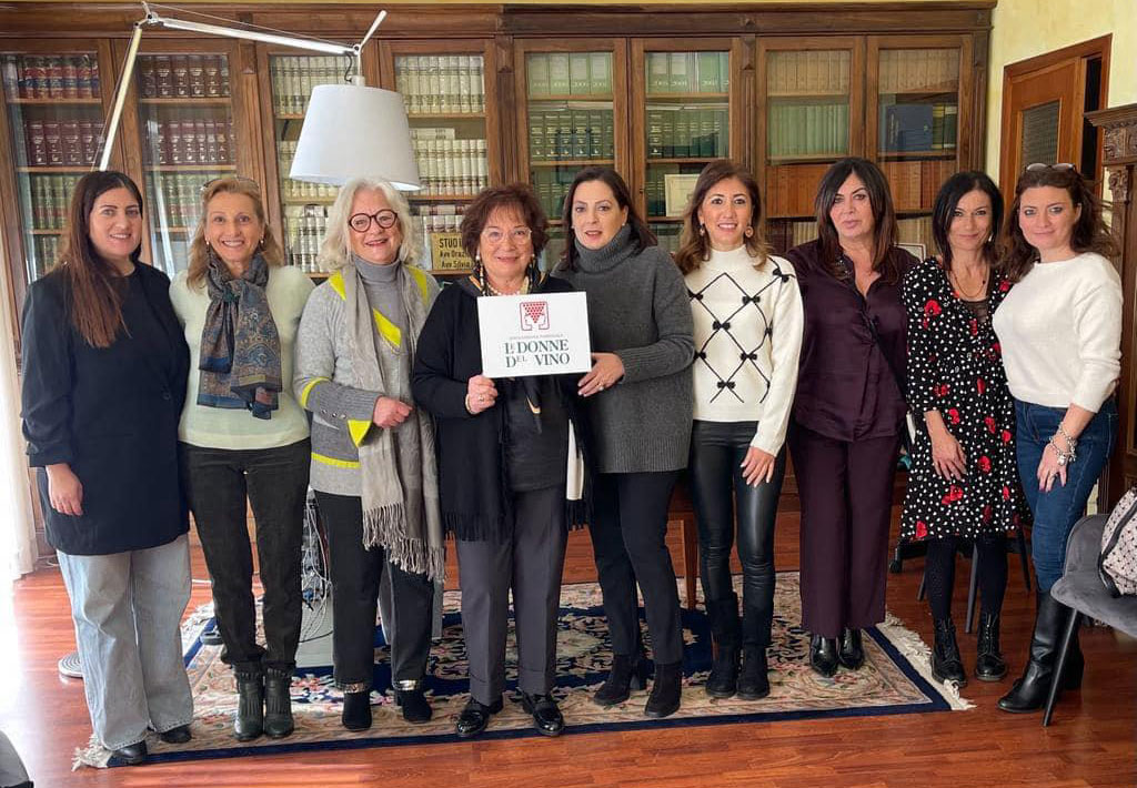 associazione-donne-del-vino-calabria_6186e.jpg