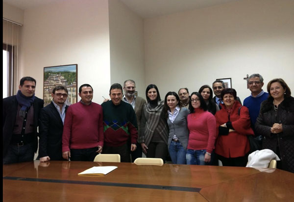 Lamezia: Firmati oggi i contratti d'assunzione dei vincitori concorso Comune