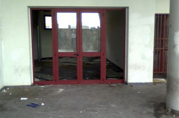 atam-reggio-atti-vandalici-2015-6.jpg