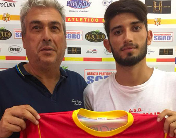 Il terzino Martello dal Sambiase all'Atletico Maida 