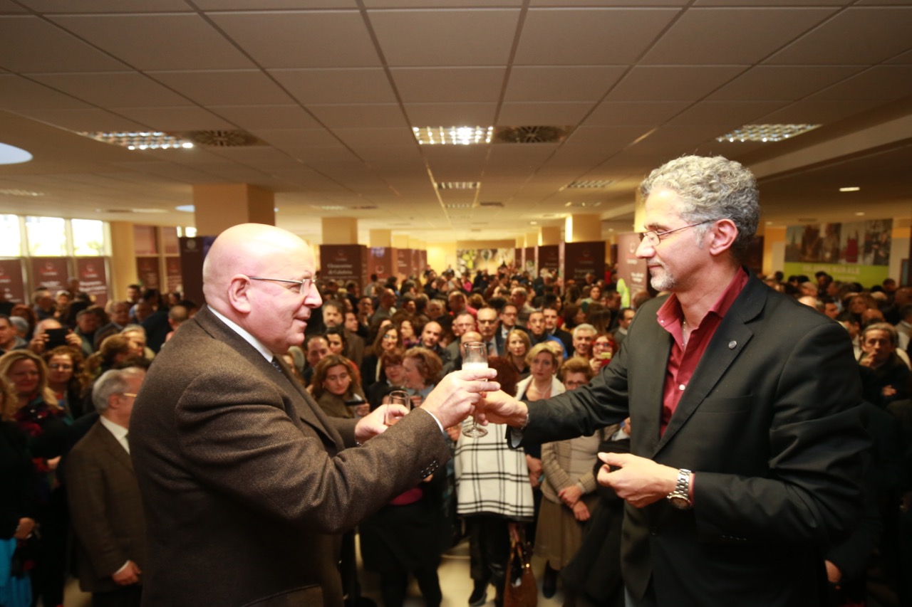 Calabria: scambio di auguri fra il presidente Oliverio e i dipendenti regionali