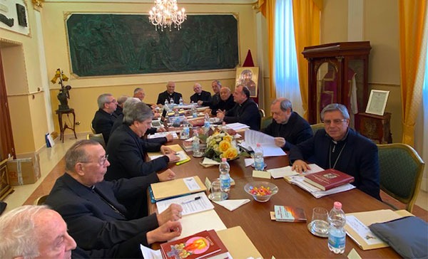 Gli auguri pasquali della Conferenza Episcopale Calabria: “Andrà tutto bene però dobbiamo volerlo”