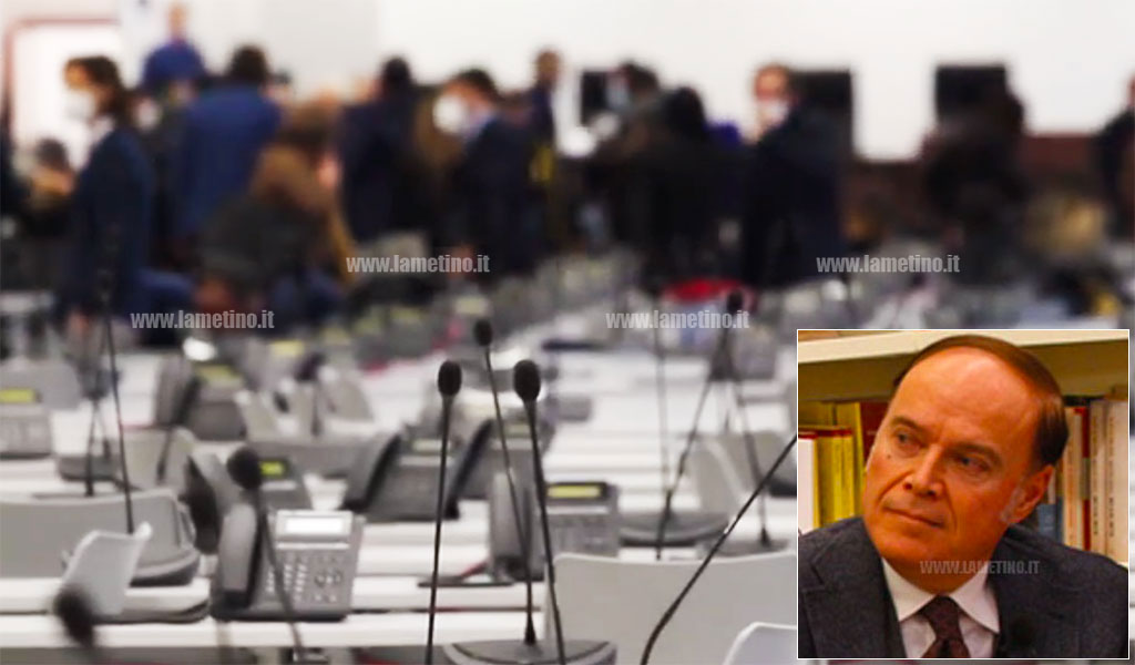 Processo Rinascita Scott, in aula ex giudice Petrini: "Dichiarazioni su massoneria frutto di prostrazione"