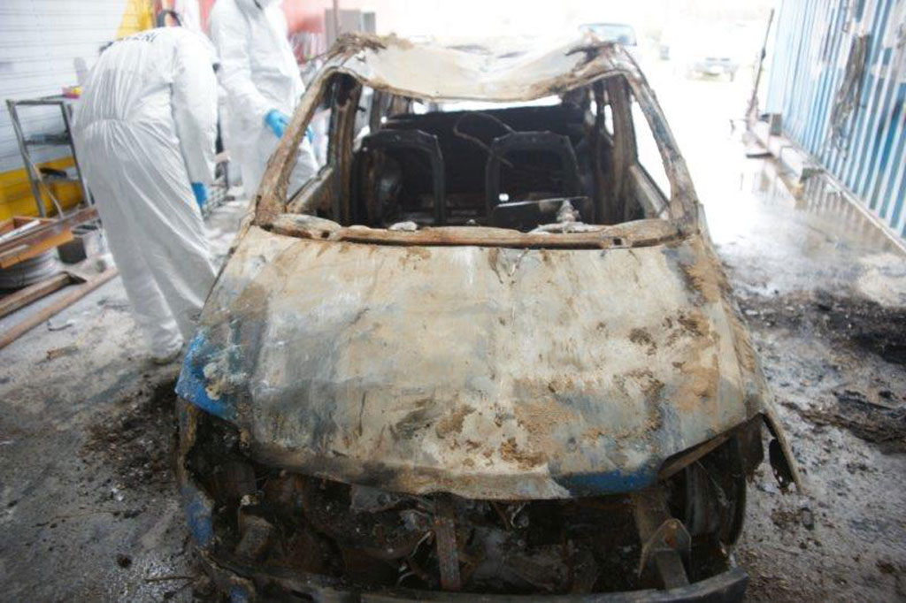 Cadavere carbonizzato in un'auto nel Vibonese, è un 61enne scomparso a Rosarno: si indaga per omicidio