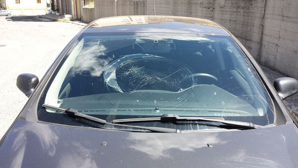 Calabria: Danneggiata l'auto a giornalista a San Giovanni in Fiore