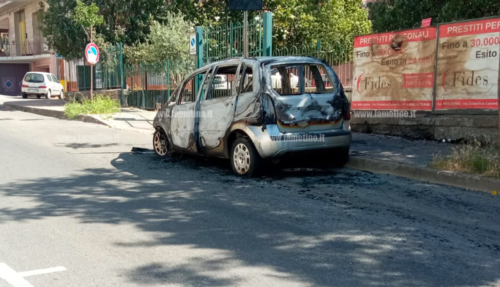 auto-in-fiamme_85acf.jpg