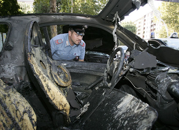 Calabria: incendiata automobile assessore del comune di Rosarno