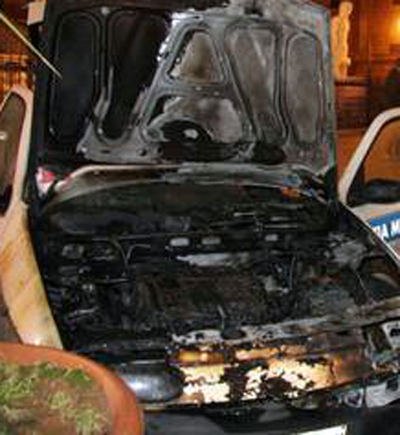 Calabria: Incendiata una delle auto del Comune di Castrovillari
