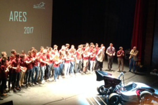 L'auto da corsa progettata dagli studenti Unical in gara a Varano