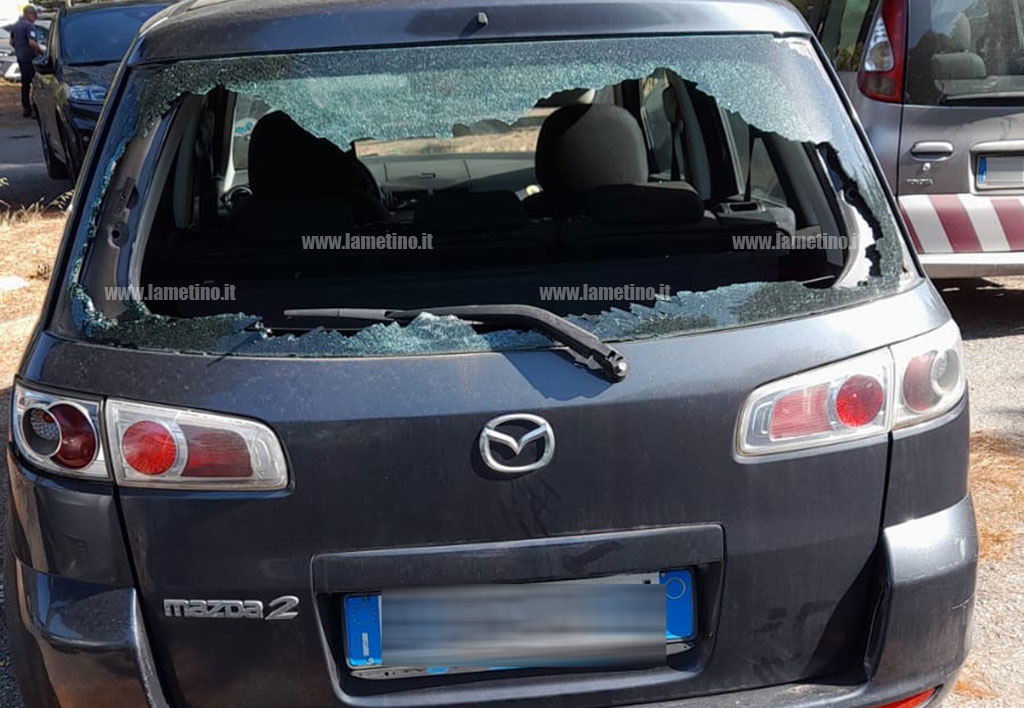 Lamezia, furti e danneggiamenti d'auto a Sant'Eufemia: polizia e carabinieri arrestano due persone