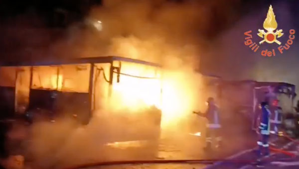 Incendio bus a Diamante, appello presidente provincia Succurro: "Se qualcuno sa, parli"