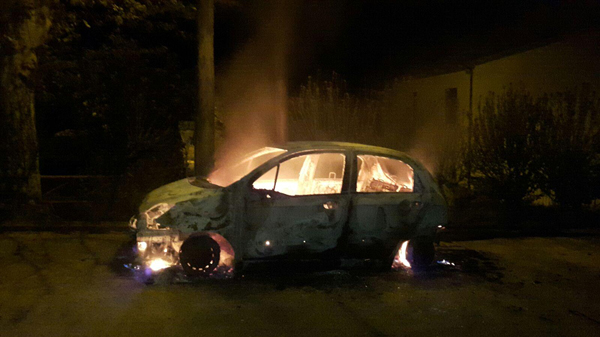 Incendiata auto appuntato dei Carabinieri a Platania