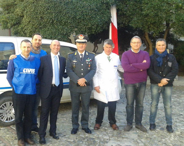 Calabria: Avis e fiamme gialle organizzano iniziativa di solidarietà