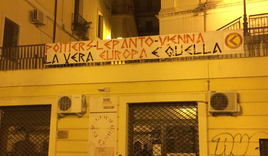 Lamezia, striscione di Azione identitaria in ricordo delle battaglie di Poitiers, Lepanto e Vienna