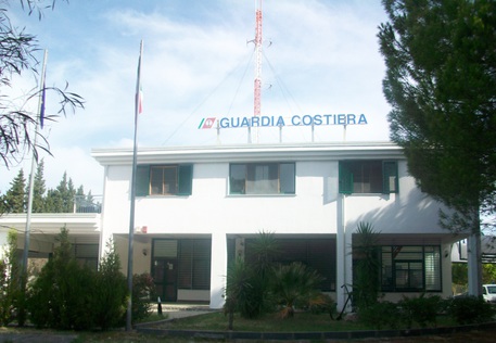Sequestrato a Locri deposito carburanti privo di impianto depurazione 