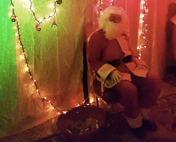 L'associazione Blu Note apre le porte della "Casa di Babbo Natale” fino al 26 dicembre a Platania