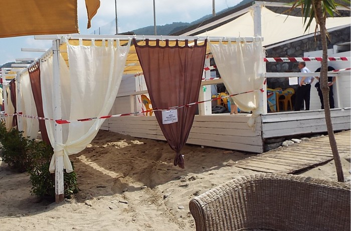 Sequestrato chiosco abusivo a Bagnara Calabra