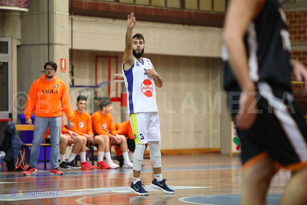 Basketball Lamezia fatica contro la Viola a Reggio, finisce 69-62