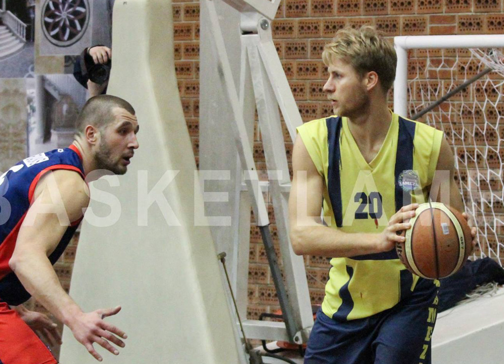 Basketball Lamezia perde contro Val Gallico, tutto rimandato a domenica 