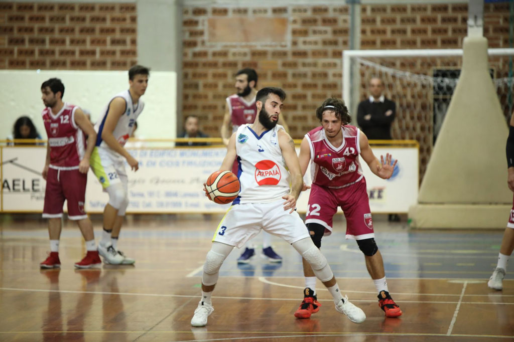 Finali playoff: Basketball Lamezia rimonta dal -17 e vola sul 2-0