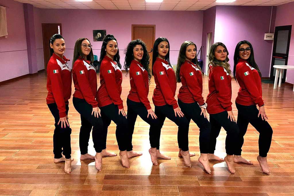 Lamezia, ballerine della 'Febri Dance' voleranno in Russia per finale mondiale “Star Gates of the World”