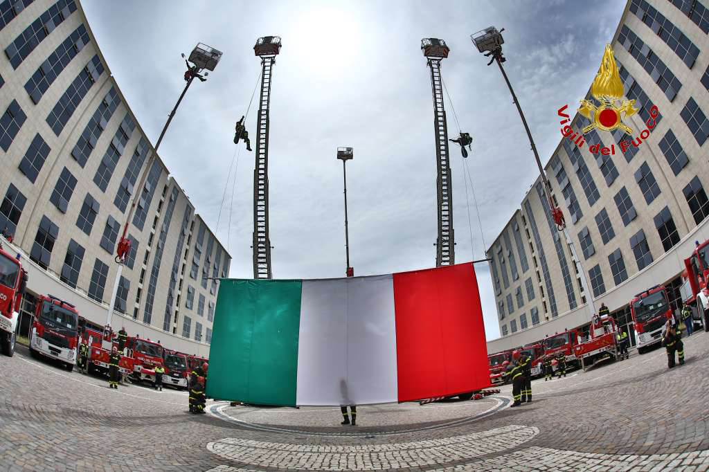 bandiera-italia.jpg