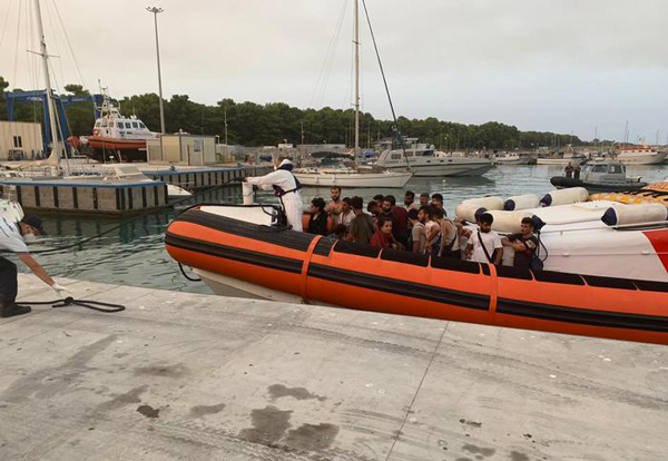 Nuovo sbarco di migranti nella Locride, arrivati in 29