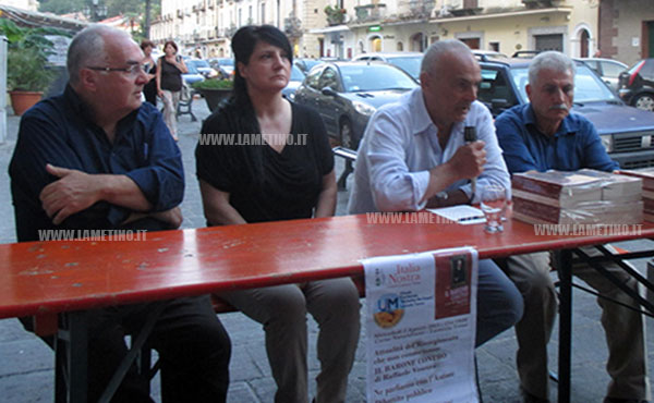 Lamezia: presentato “Il Barone Contro” di Raffaele Vescera