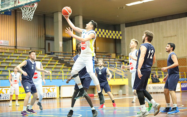 Basket Lamezia vince contro il Soverato e conquista la vetta del ranking