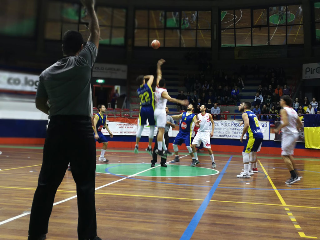 Prima sconfitta per Basket Lamezia, finisce 68-61 contro Bim Bum Rende