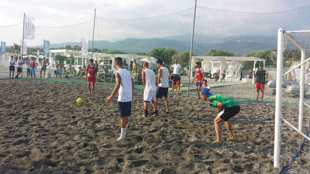 Beach soccer: fasi finali del torneo a Gizzeria Lido