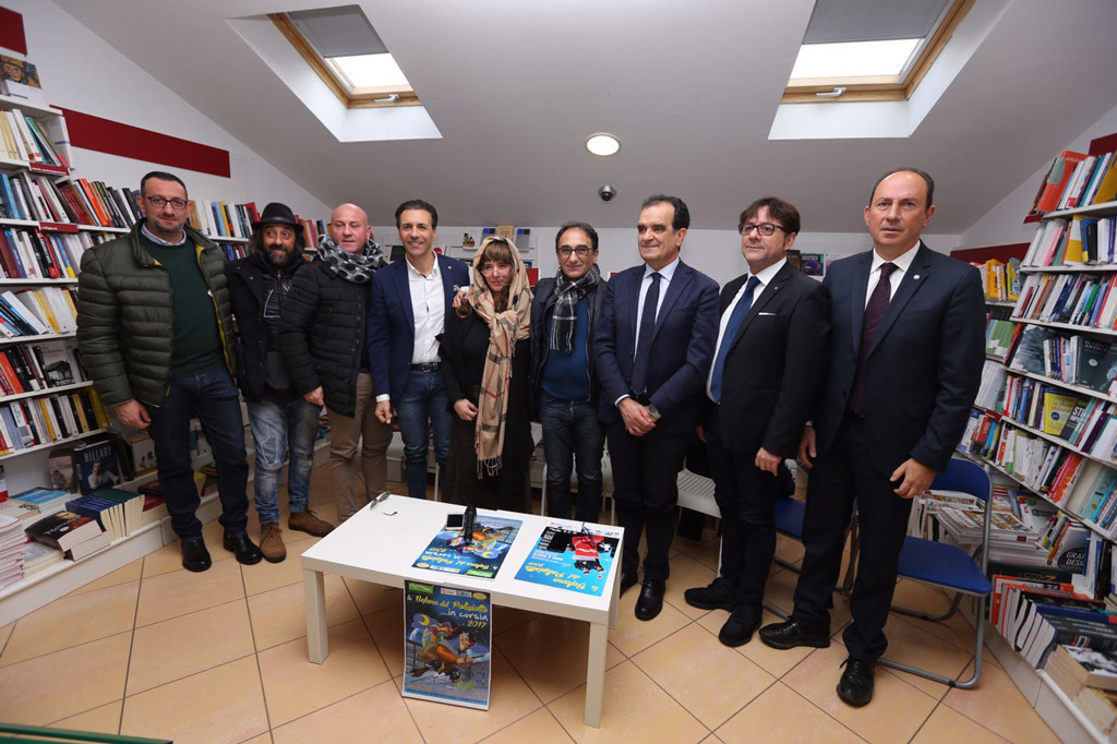 Presentata ‘La Befana del Poliziotto’ del COISP, arriverà nei reparti di Pediatria e Chirurgia Pediatrica del Pugliese-Ciaccio