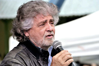 Calabria, Beppe Grillo: "Dimissioni Scopelliti vittoria M5S"