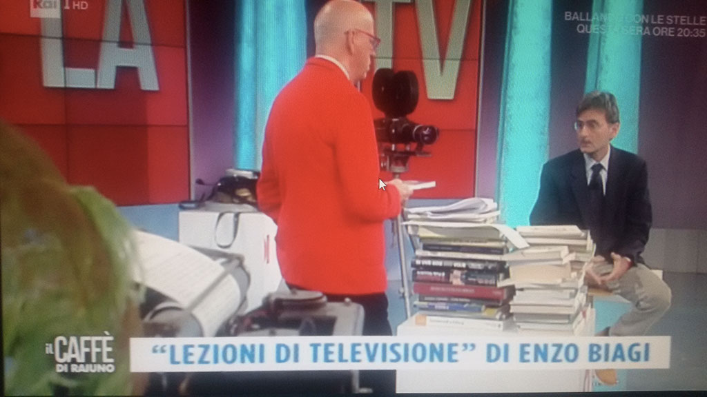 La tv di Enzo Biagi, Giandomenico Crapis presenta il suo libro su Rai Uno