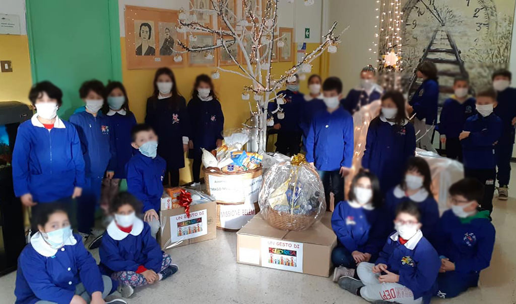 Lamezia, l'opera dei piccoli alunni dell’istituto Don Milani per un Natale di essenzialità e solidarietà