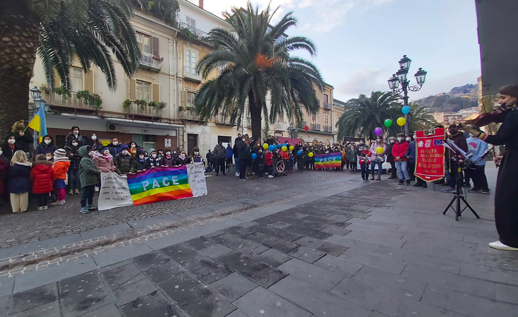 Lamezia, Guerra in Ucraina: ‘manifestazione silenziosa’ dell’istituto Manzoni-Augruso