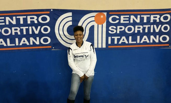 Da profuga a calciatrice, la nuova vita di Blessing in Calabria