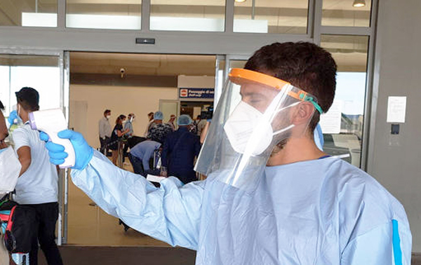 Coronavirus, blocco aerei e treni da e per altri 3 Paesi a rischio