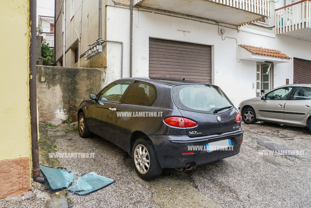 bomba_garage-3_160116.jpg
