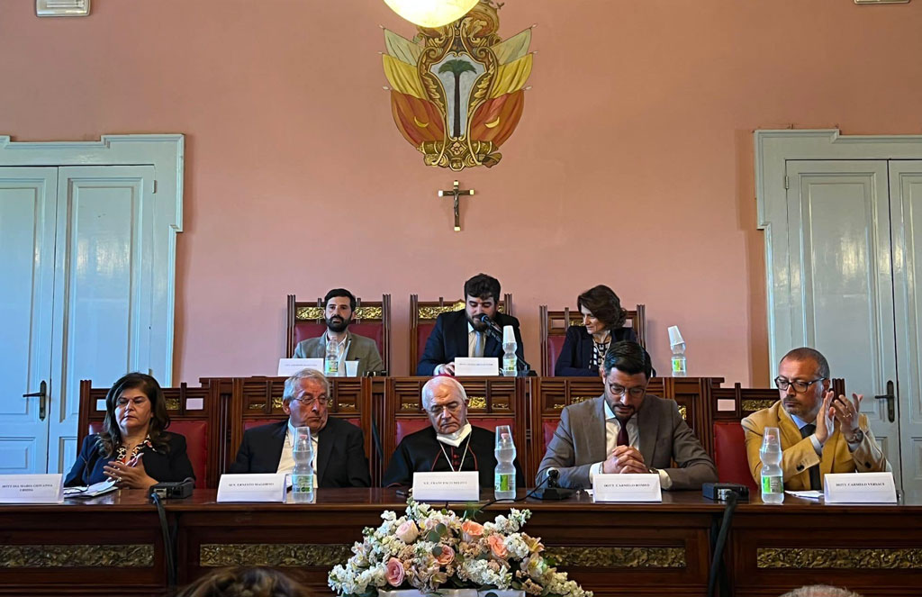 Ministro Bonetti a Palmi: "Il Family Act è una speranza per il futuro"