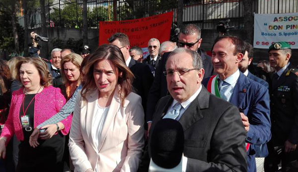 'Ndrangheta, Boschi a San Luca a inaugurazione campo calcio: "Stato presente, la battaglia si può vincere"