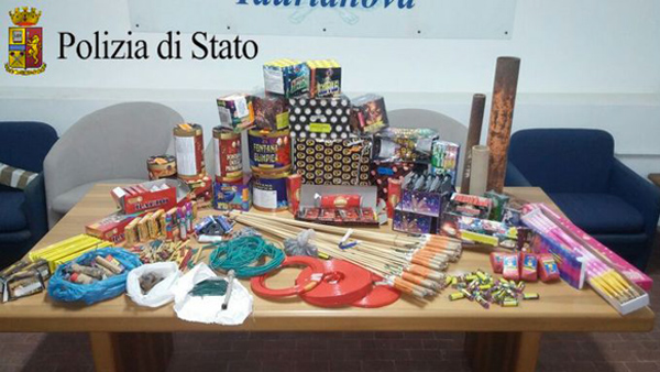Calabria: Sequestrati 550 kg di fuochi illegali nel reggino 