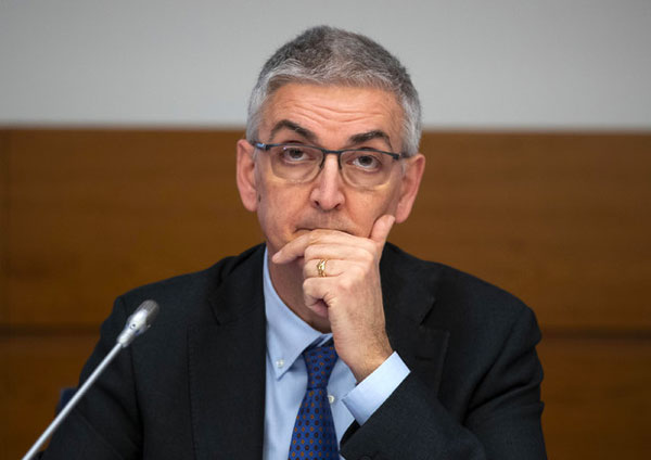 Brusaferro (Iss): "Settimana cruciale, attenzione al sud"