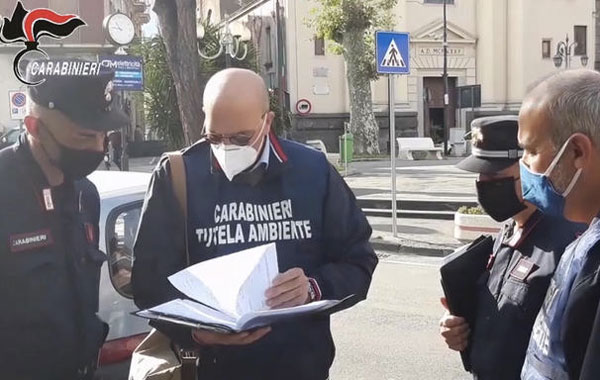 btraffico-rifiuti-campania-lamezia-25-10-2021_9071a.jpg
